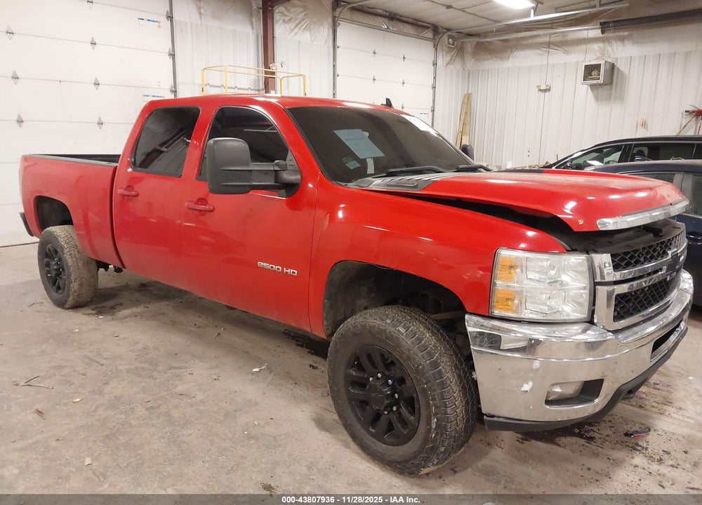 2011 CHEVROLET SILVERADO 2500HD LTZ VIN: 1GC1KYC80BF260090