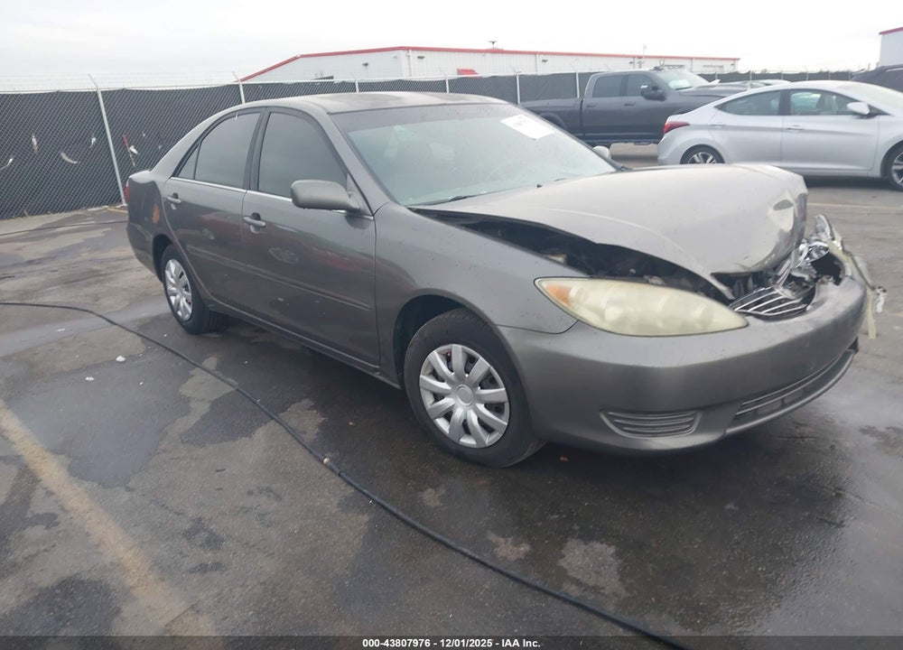 2005 TOYOTA CAMRY LE VIN: 4T1BE32KX5U577558