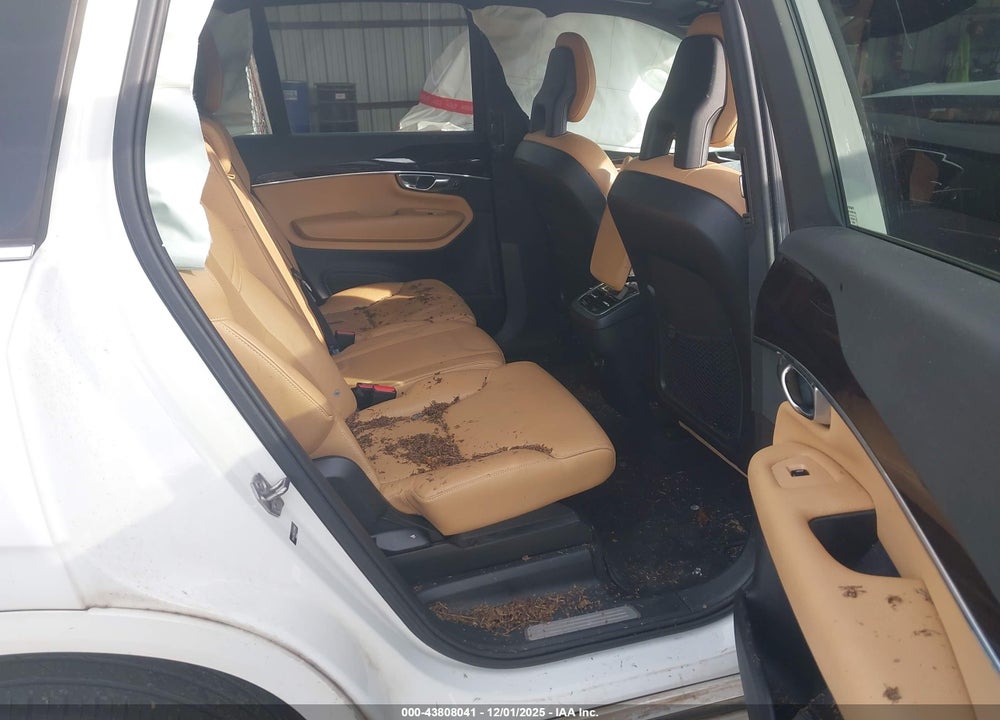 2018 VOLVO XC90 T6 MOMENTUM VIN: YV4A22PK2J1379884