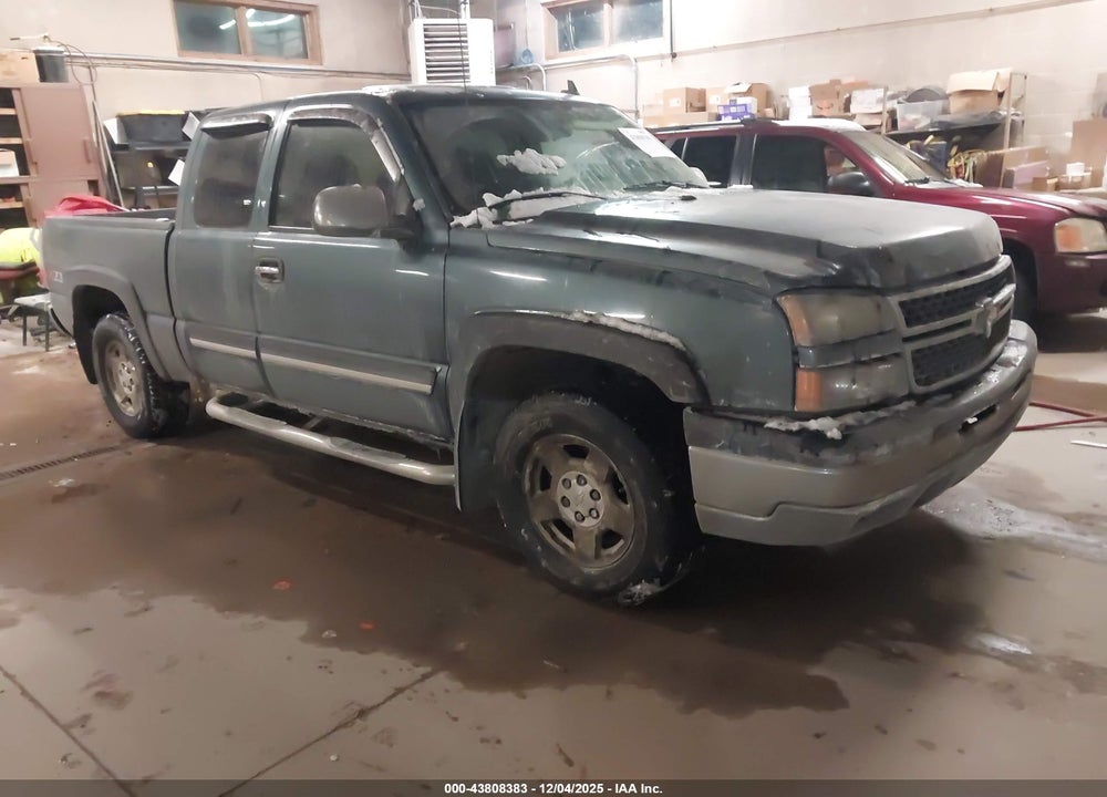 2007 CHEVROLET SILVERADO 1500 CLASSIC LT1 VIN: 1GCEK19T37Z146403