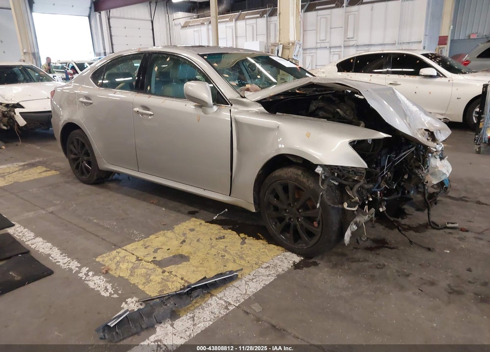 2008 LEXUS IS 250 VIN: JTHCK262585015747