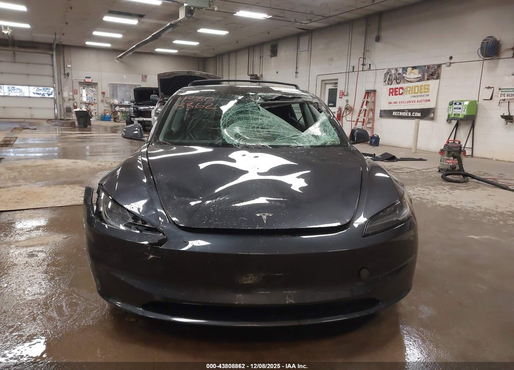 2024 TESLA MODEL 3 LONG RANGE DUAL MOTOR ALL-WHEEL DRIVE VIN: 5YJ3E1EB2RF792911