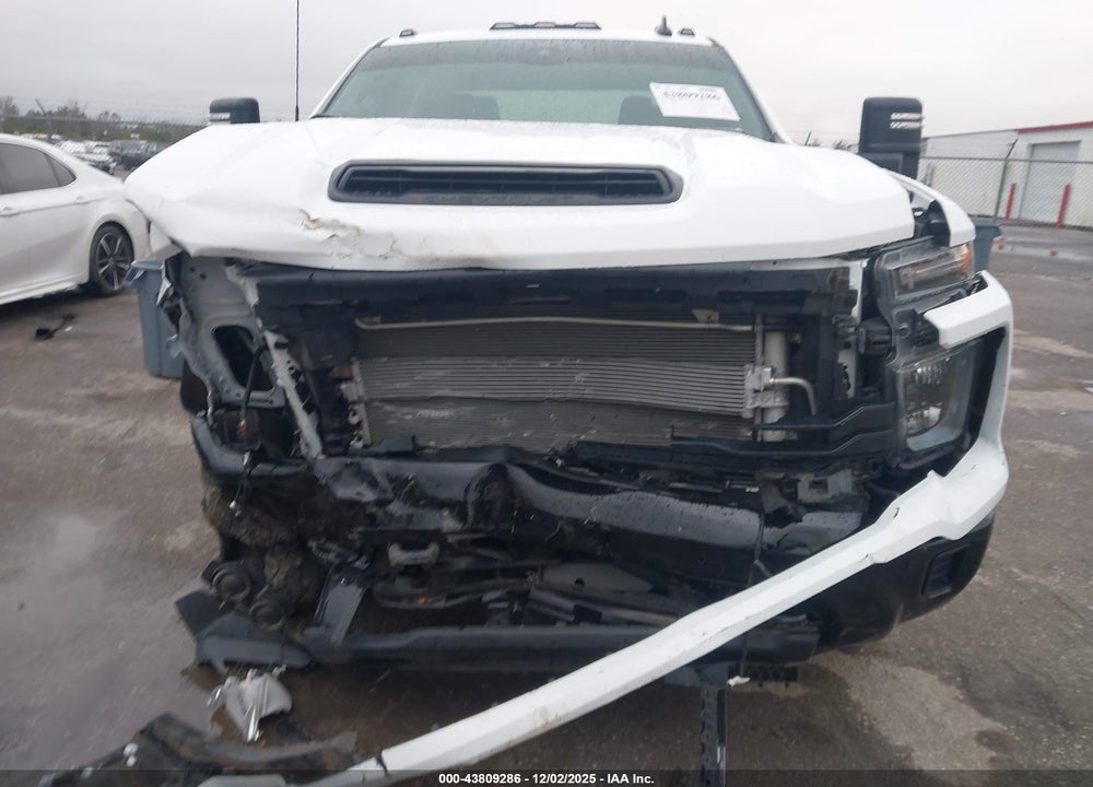 2025 CHEVROLET SILVERADO 2500HD 4WD  STANDARD BED CUSTOM VIN: 2GC4KMEY2S1175357