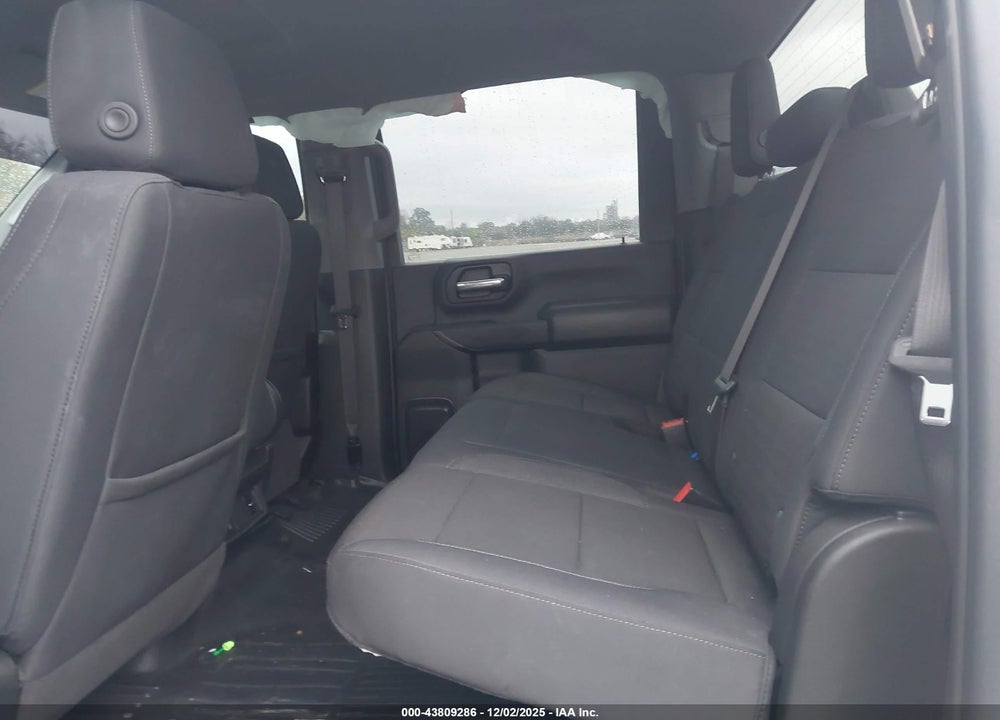 2025 CHEVROLET SILVERADO 2500HD 4WD  STANDARD BED CUSTOM VIN: 2GC4KMEY2S1175357
