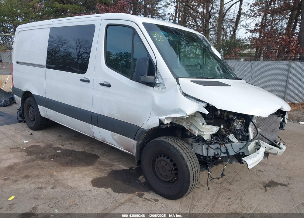 2024 MERCEDES-BENZ SPRINTER 2500 STANDARD ROOF 4-CYL DIESEL VIN: W1W4KBHY7RT175475