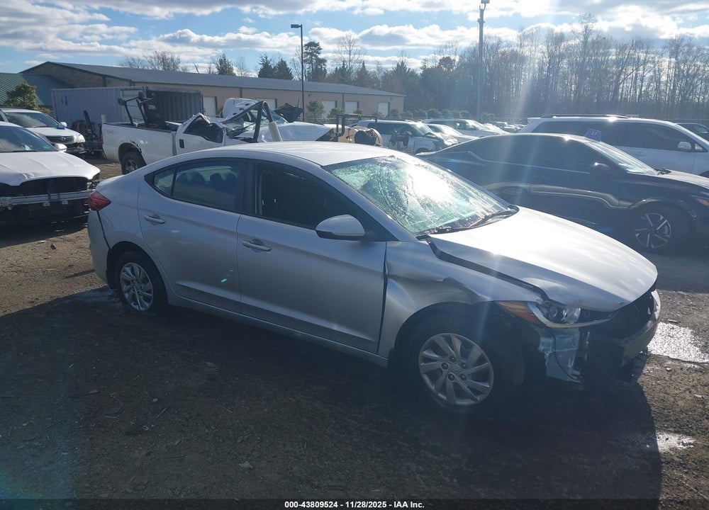 2018 HYUNDAI ELANTRA SE VIN: KMHD74LF2JU522445