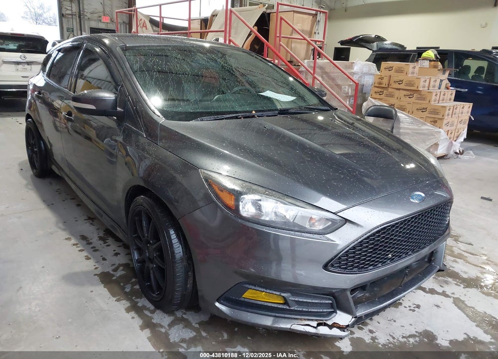 2017 FORD FOCUS ST VIN: 1FADP3L97HL269539