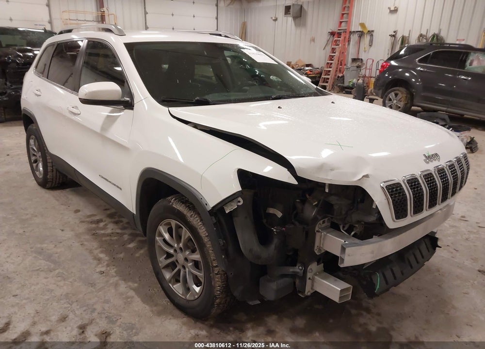 2019 JEEP CHEROKEE LATITUDE PLUS 4X4 VIN: 1C4PJMLX4KD304634