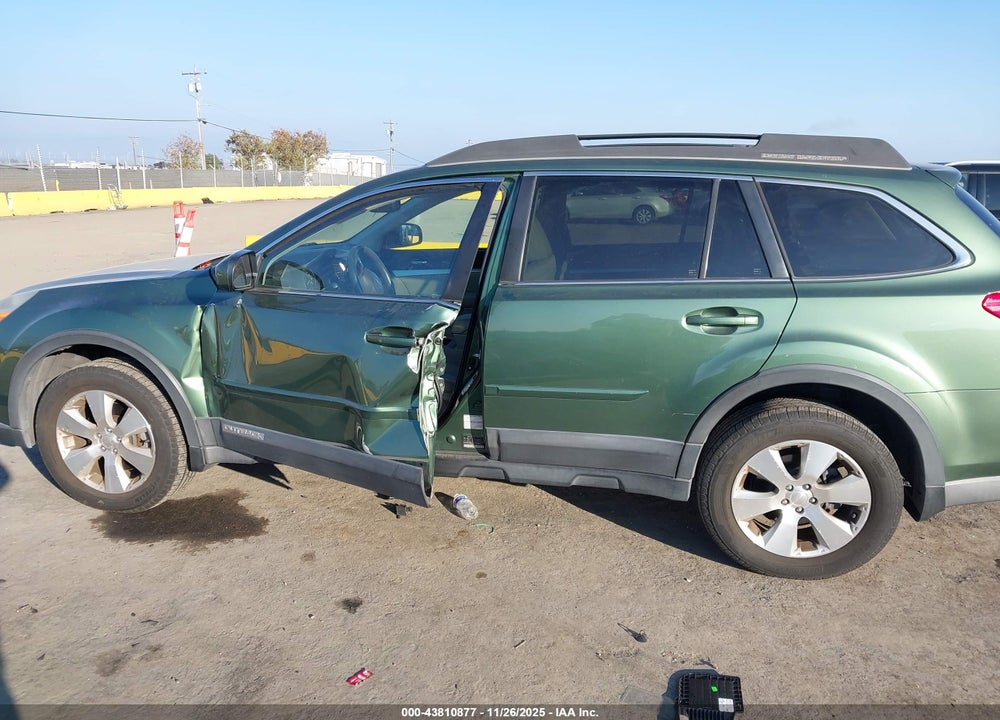 2012 SUBARU OUTBACK 3.6R VIN: 4S4BRDAC6C2266884