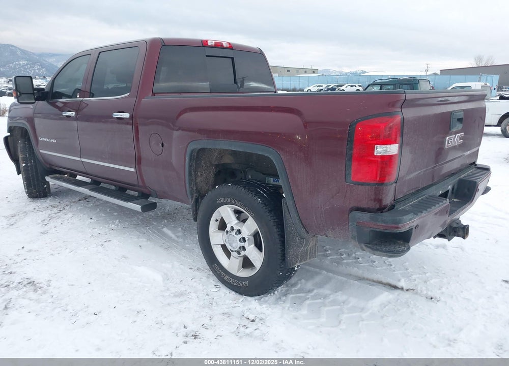 2016 GMC SIERRA 2500HD DENALI VIN: 1GT12UEG9GF300364