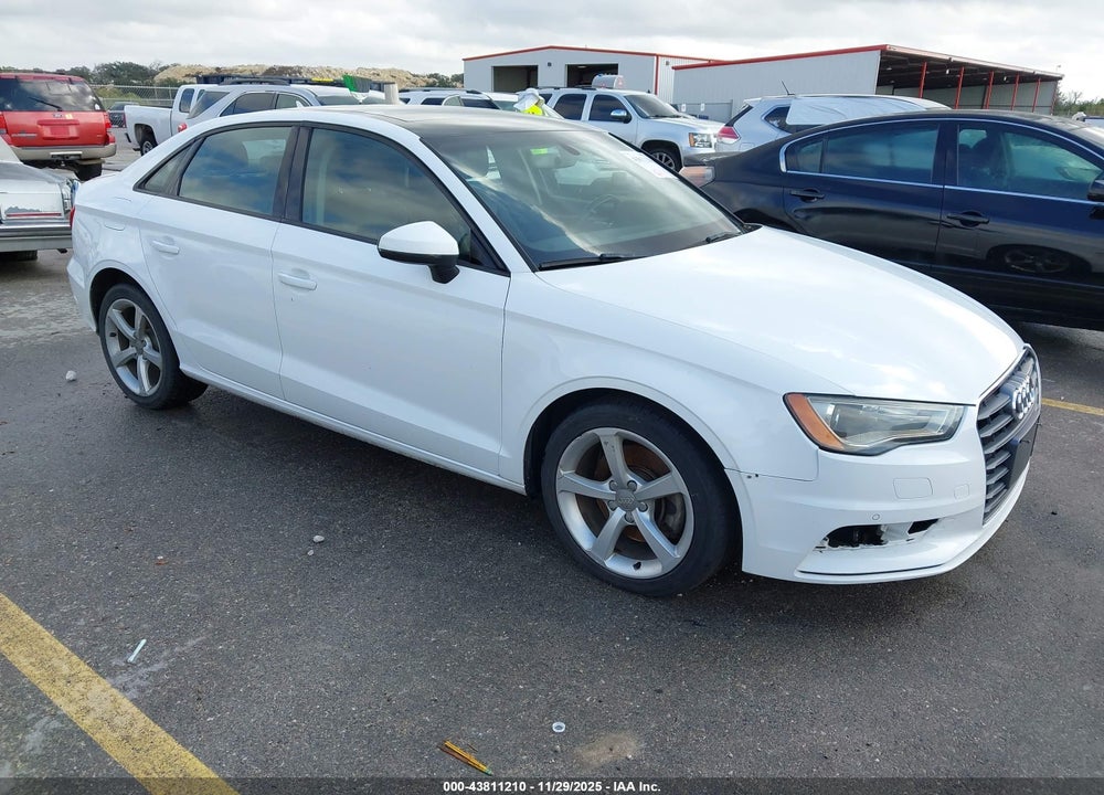 2016 AUDI A3 1.8T PREMIUM VIN: WAUA7GFF9G1032337