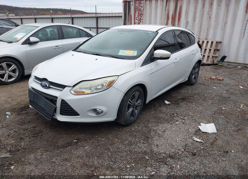 2014 FORD FOCUS SE VIN: 1FADP3K2XEL419885