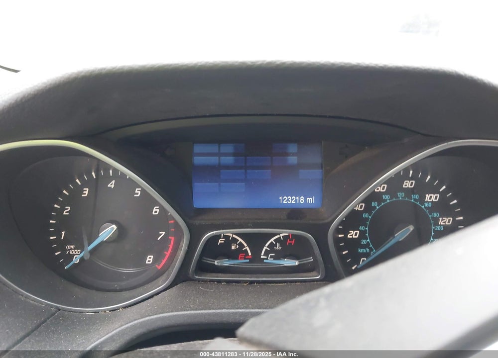 2014 FORD FOCUS SE VIN: 1FADP3K2XEL419885