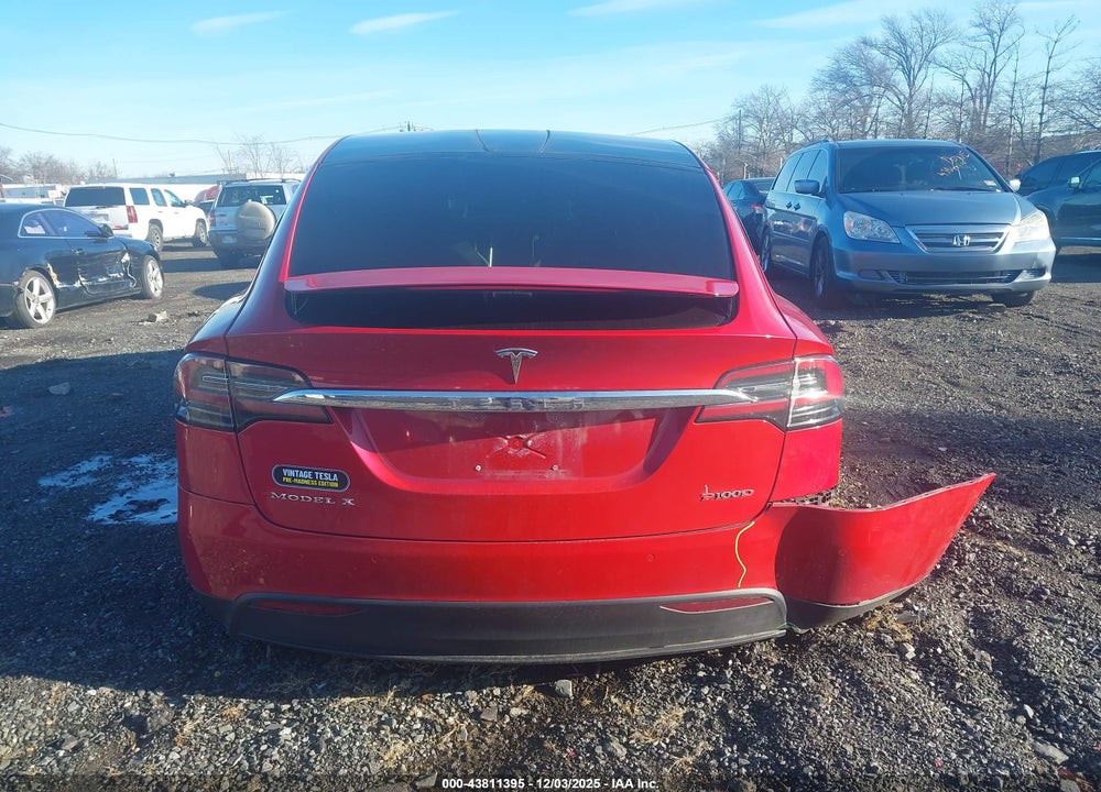 2017 TESLA MODEL X P100D VIN: 5YJXCBE48HF061283