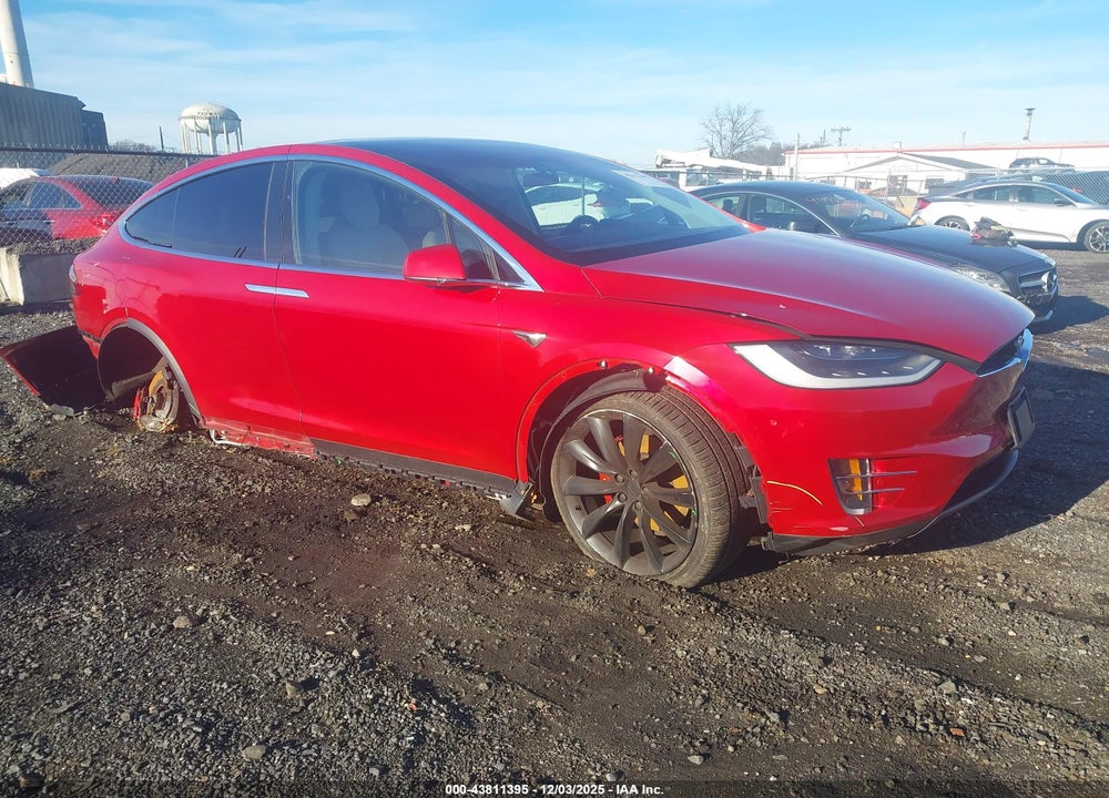 2017 TESLA MODEL X P100D VIN: 5YJXCBE48HF061283