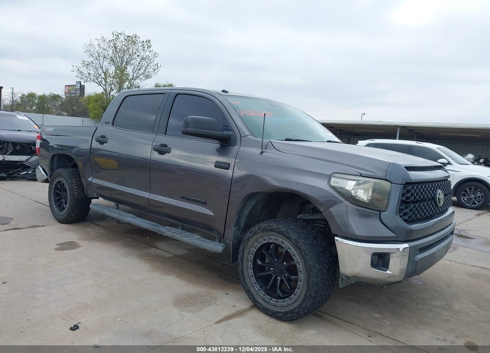 2016 TOYOTA TUNDRA SR5 5.7L V8 VIN: 5TFDW5F15GX566623