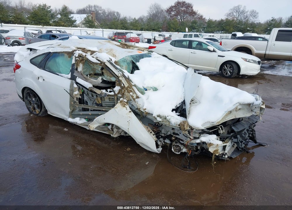 2013 FORD FOCUS SE VIN: 1FADP3F29DL150965