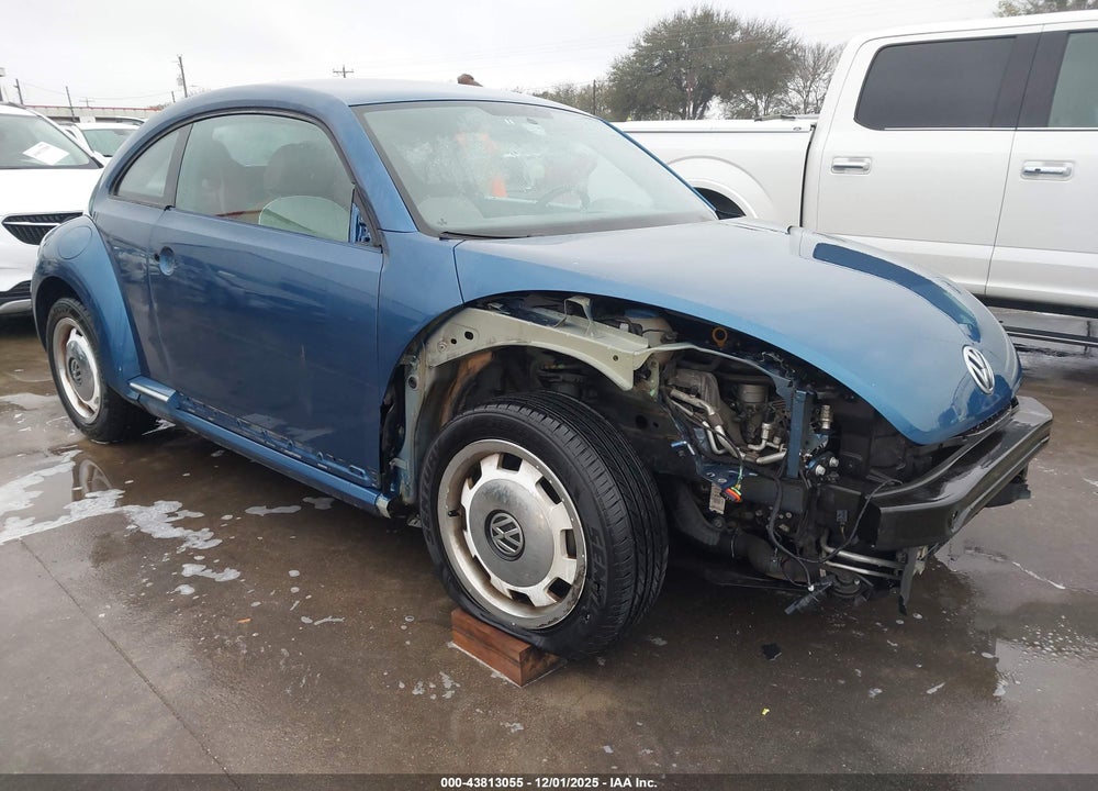 2016 VOLKSWAGEN BEETLE 1.8T CLASSIC VIN: 3VWF17AT5GM636622