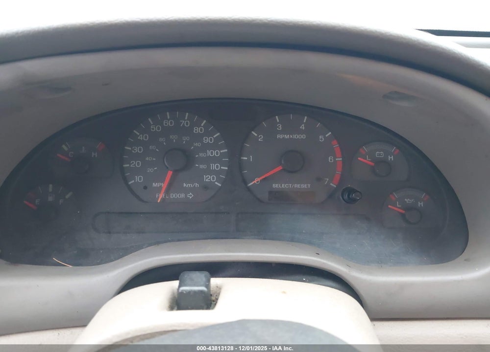2001 FORD MUSTANG VIN: 1FAFP404X1F110803