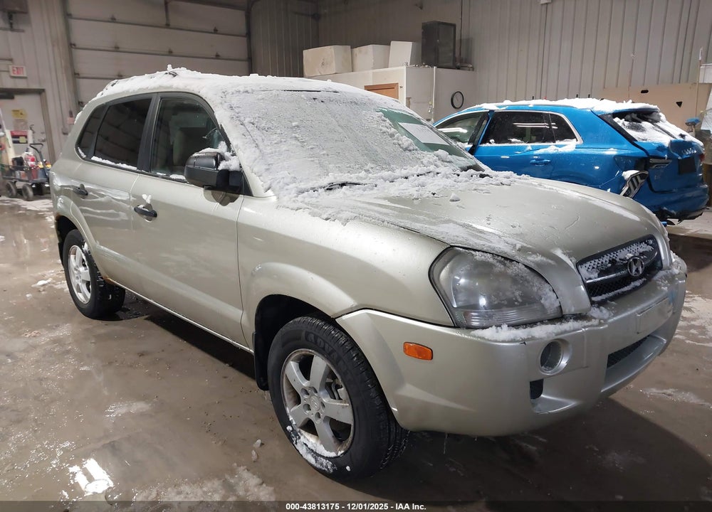 2007 HYUNDAI TUCSON GLS VIN: KM8JM12B07U521747