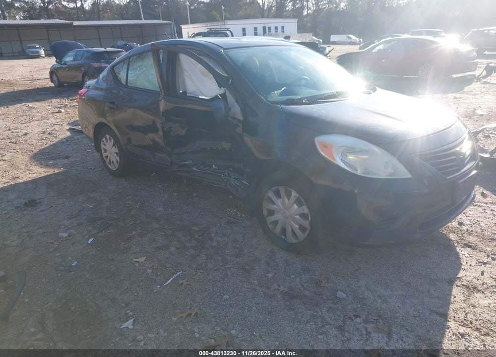 2014 NISSAN VERSA 1.6 S VIN: 3N1CN7AP8EL865024
