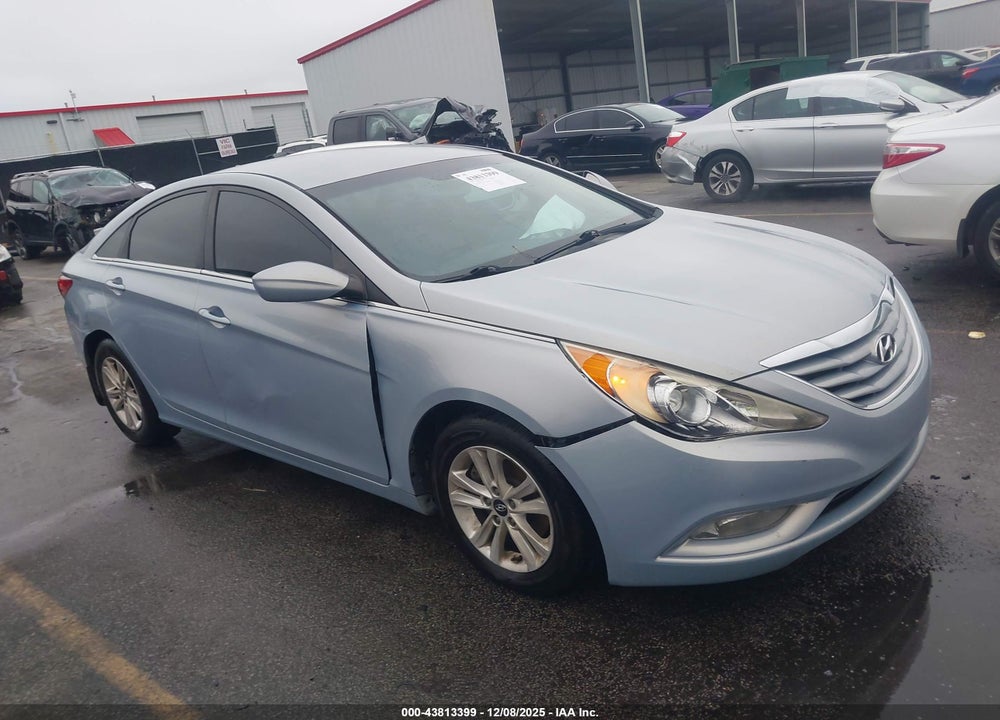 2013 HYUNDAI SONATA GLS VIN: 5NPEB4AC7DH793838