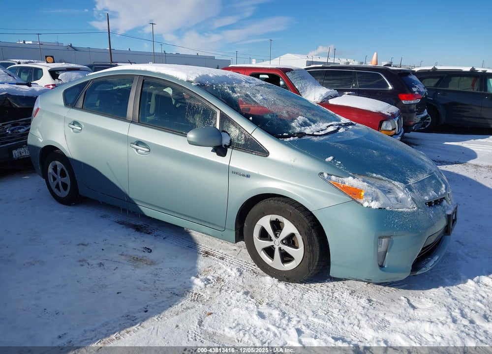 2015 TOYOTA PRIUS TWO VIN: JTDKN3DUXF1952760