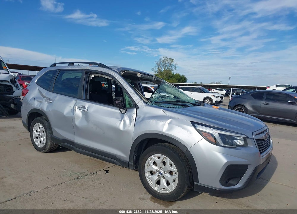 2021 SUBARU FORESTER VIN: JF2SKADC2MH593916
