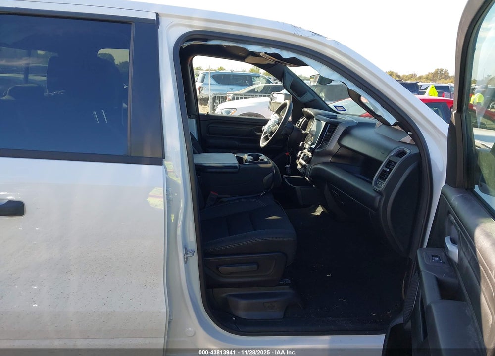 2025 RAM 1500 TRADESMAN  4X2 6'4 BOX VIN: 1C6RRECP7SN721268