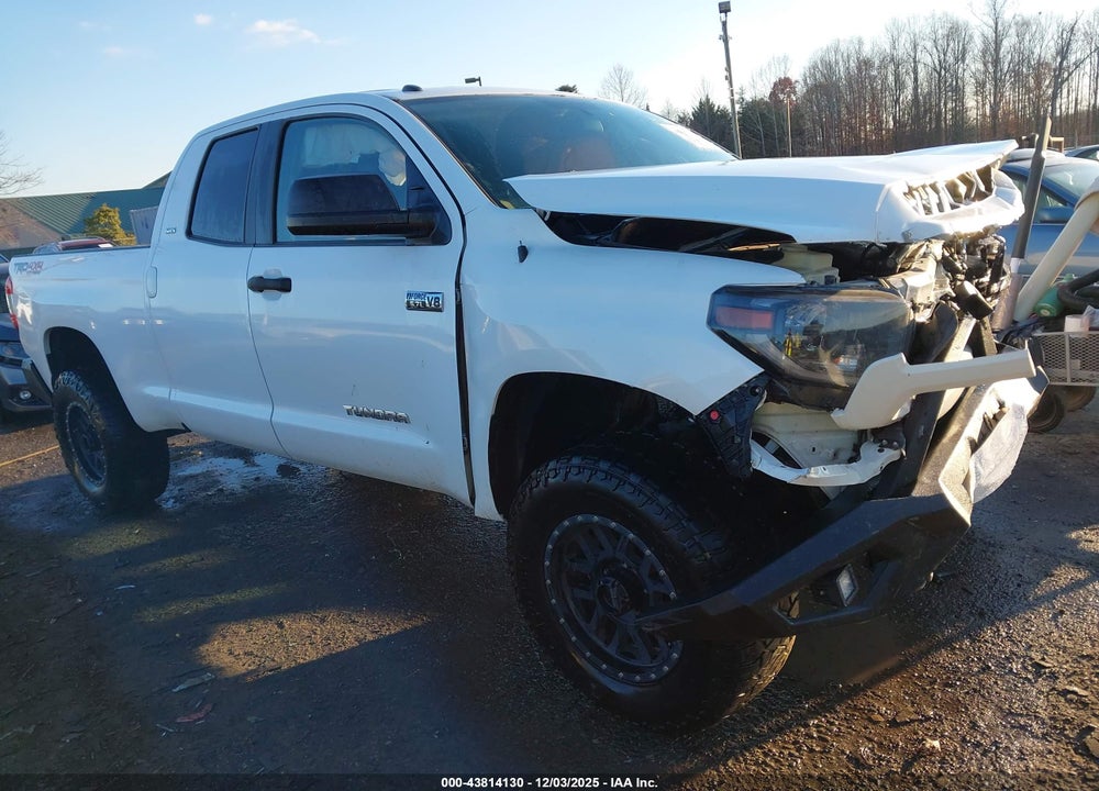 2014 TOYOTA TUNDRA SR5 5.7L V8 VIN: 5TFUY5F12EX382876