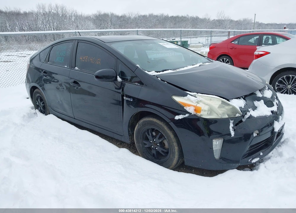 2013 TOYOTA PRIUS FOUR VIN: JTDKN3DU0D5545455