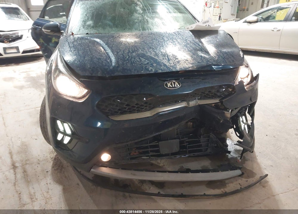 2020 KIA NIRO TOURING VIN: KNDCC3LC3L5426218