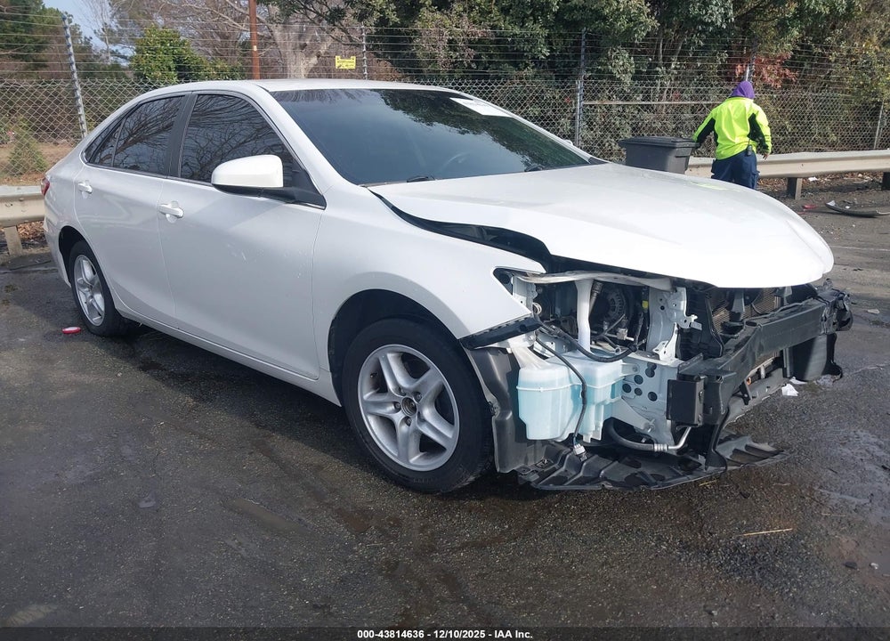 2017 TOYOTA CAMRY SE VIN: 4T1BF1FK4HU361060