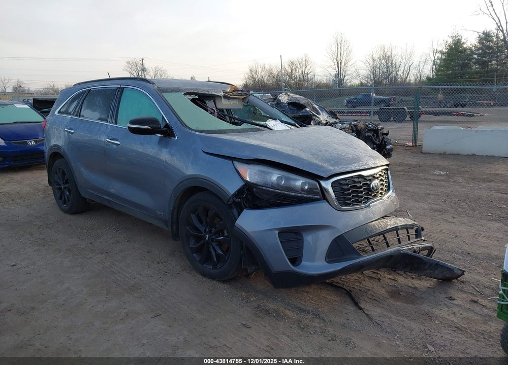 2019 KIA SORENTO 3.3L S VIN: 5XYPGDA50KG597837