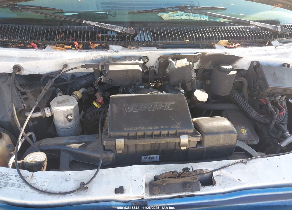 2005 CHEVROLET ASTRO VIN: 1GCDM19X05B134207