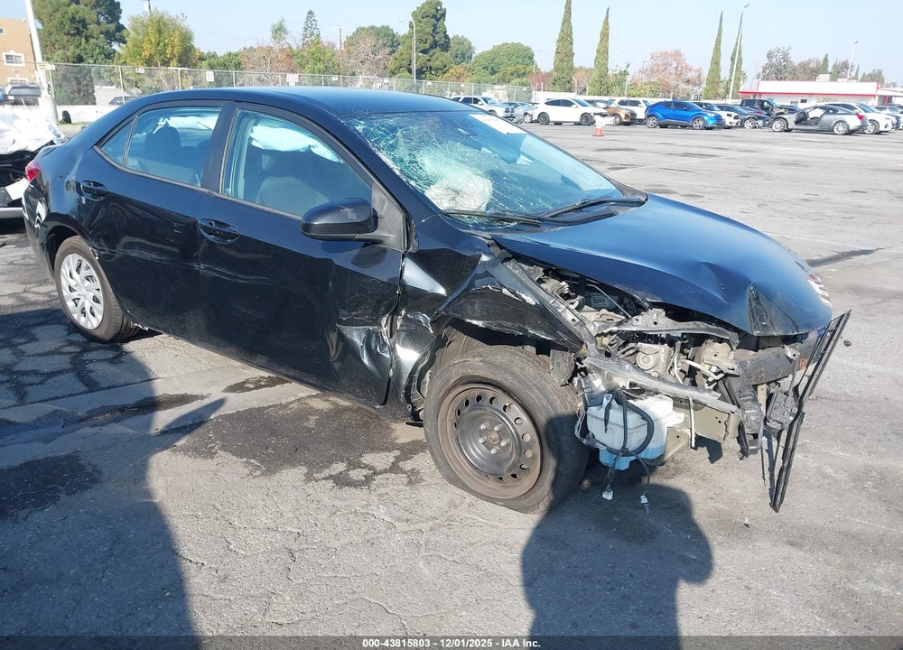 2018 TOYOTA COROLLA LE VIN: 5YFBURHEXJP758646