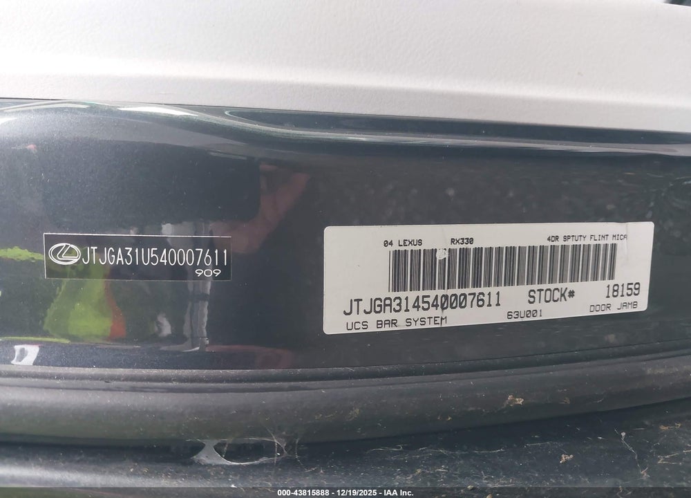 2004 LEXUS RX 330 VIN: JTJGA31U540007611