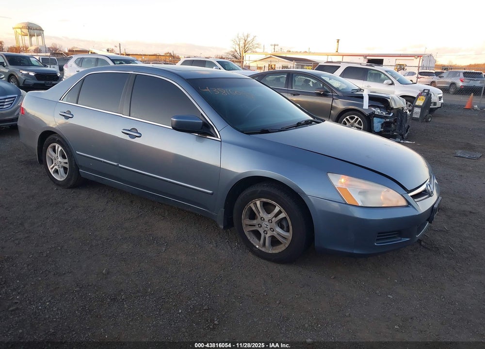 2007 HONDA ACCORD 2.4 EX VIN: 1HGCM56737A021515