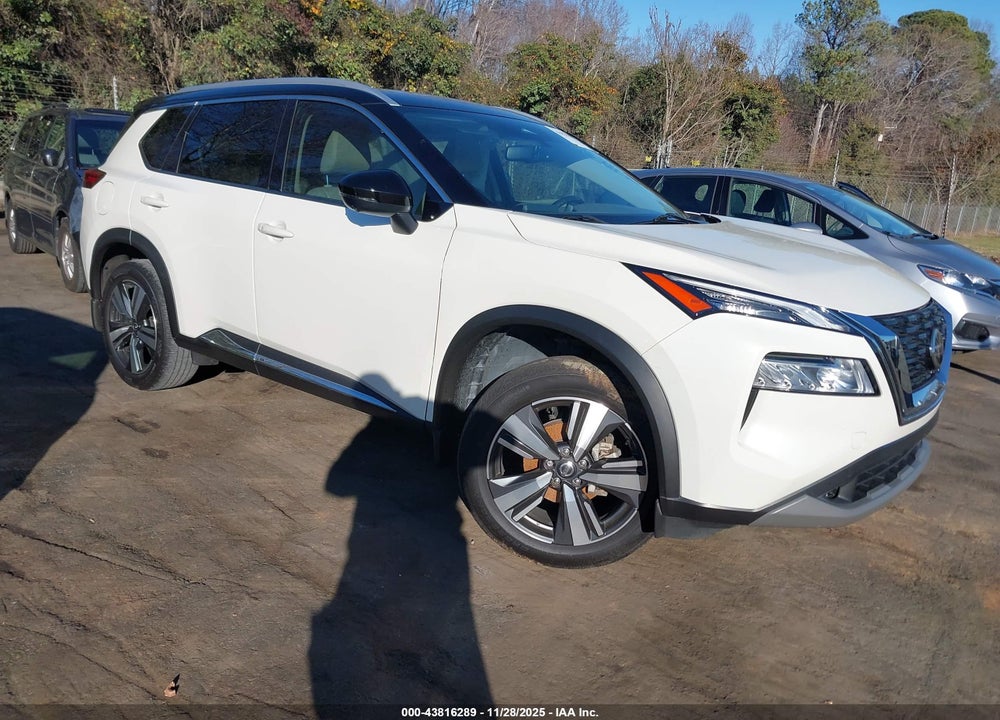 2021 NISSAN ROGUE SL FWD VIN: JN8AT3CA4MW026738