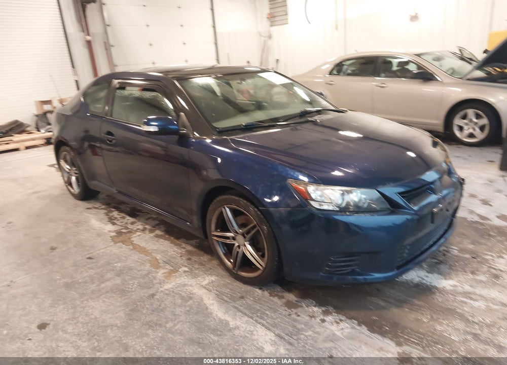 2011 SCION TC VIN: JTKJF5C75B3018027