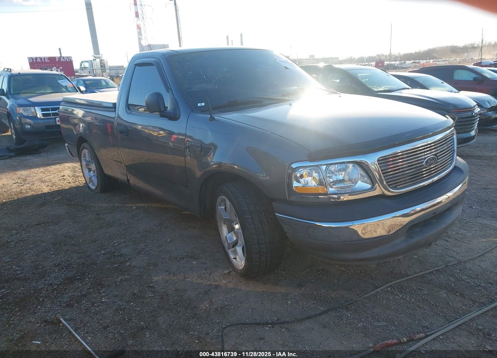 2004 FORD F-150 HERITAGE XL/XLT VIN: 2FTRF17284CA87390