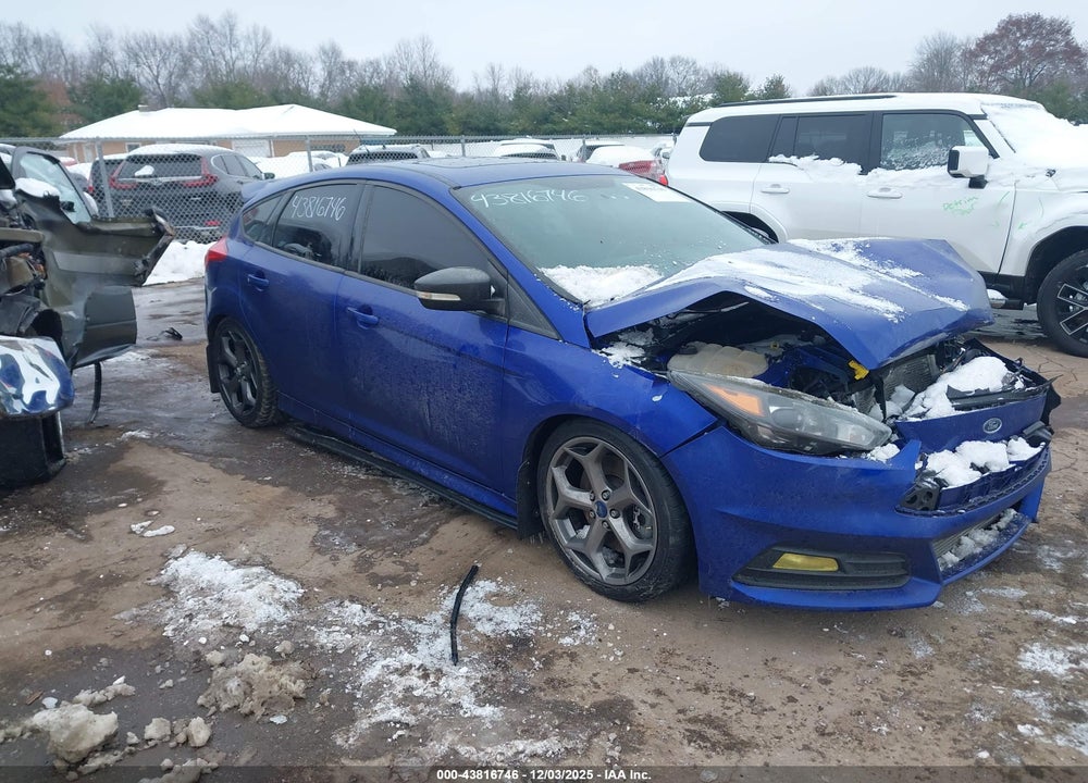 2015 FORD FOCUS ST VIN: 1FADP3L95FL208154