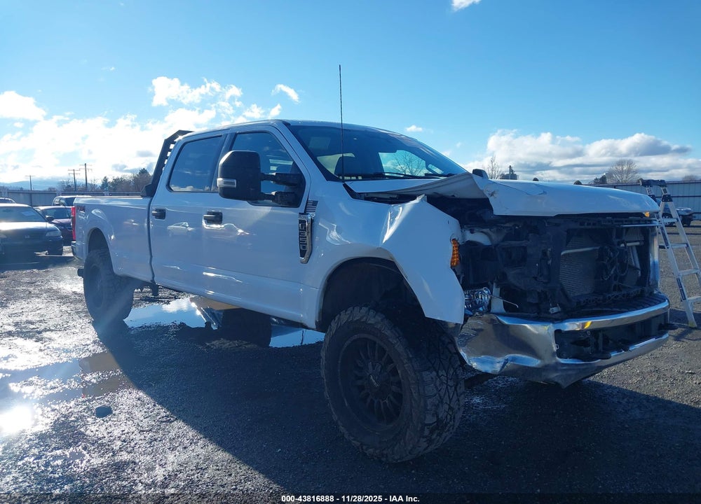 2022 FORD F-350 XLT VIN: 1FT8W3BT3NEF16129