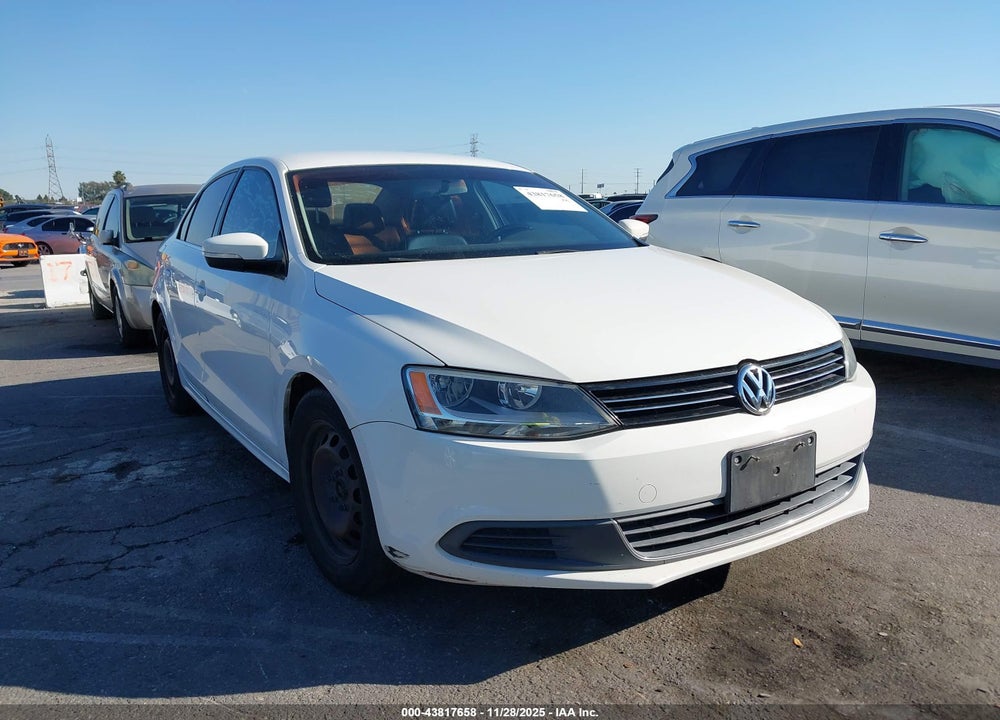 2013 VOLKSWAGEN JETTA 2.5L SE VIN: 3VWDP7AJ0DM394077