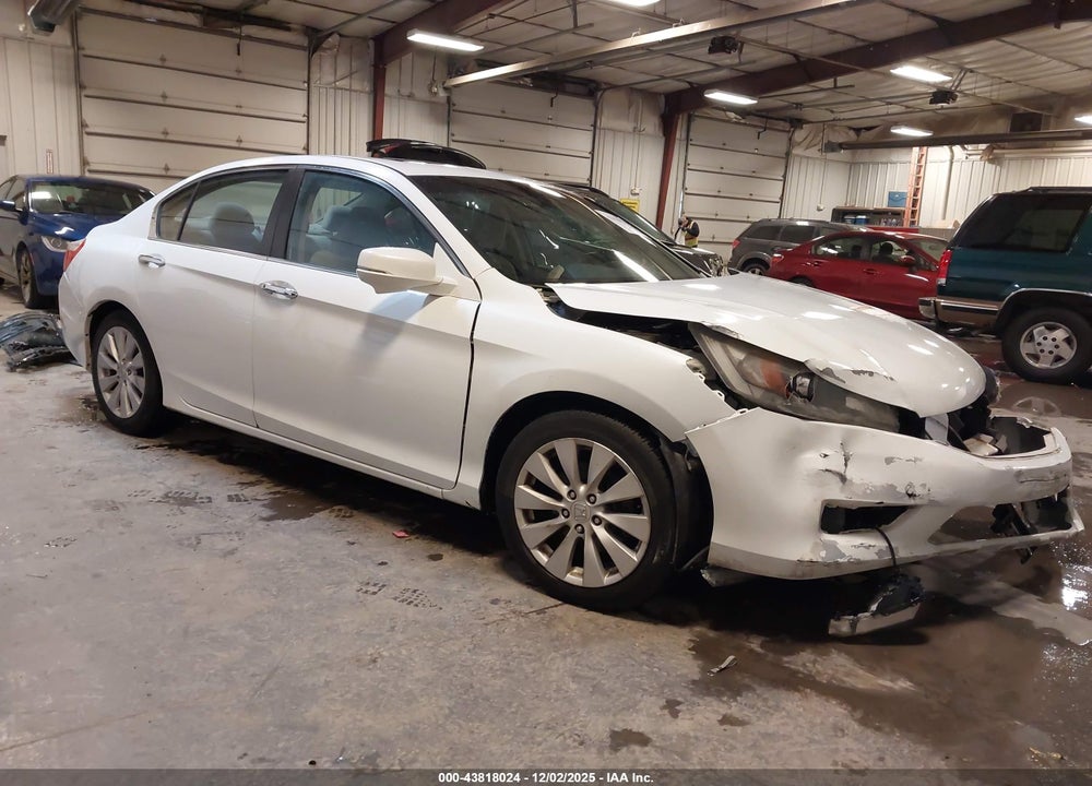 2013 HONDA ACCORD EX VIN: 1HGCR2F79DA098983