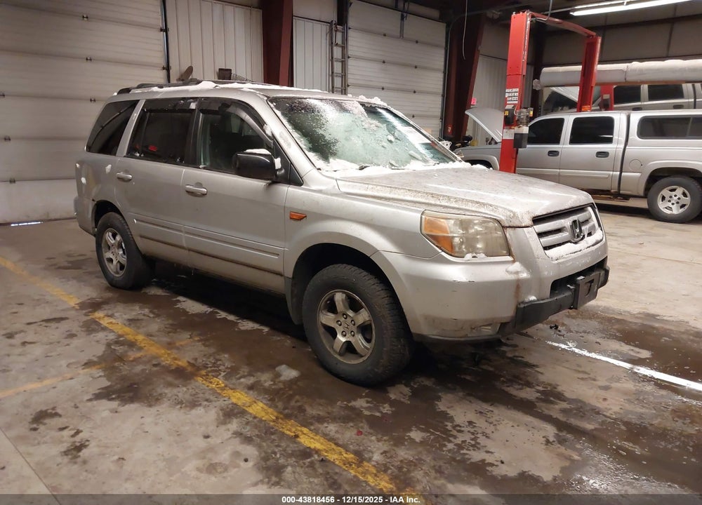 2007 HONDA PILOT EX-L VIN: 2HKYF18547H522117