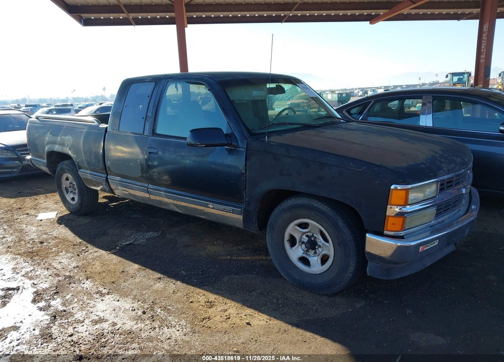 1996 CHEVROLET GMT-400 C2500 VIN: 1GCFC29R8TE154252