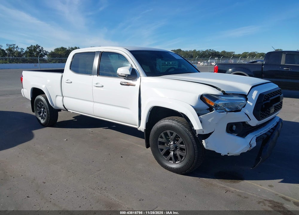 2022 TOYOTA TACOMA SR5 V6 VIN: 3TMBZ5DN9NM036176