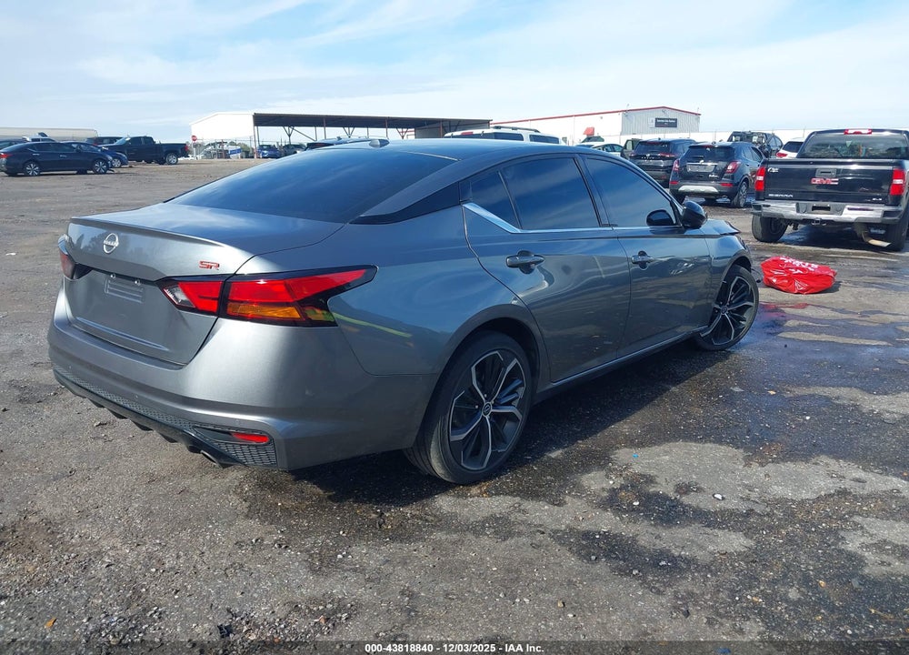 2023 NISSAN ALTIMA SR FWD VIN: 1N4BL4CV0PN348365