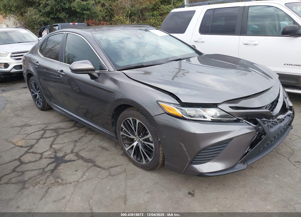 2019 TOYOTA CAMRY SE VIN: 4T1B11HK2KU803272